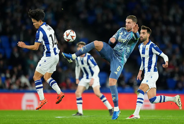 Real Sociedad vs AFC Ajax (03:00 – 29/11)